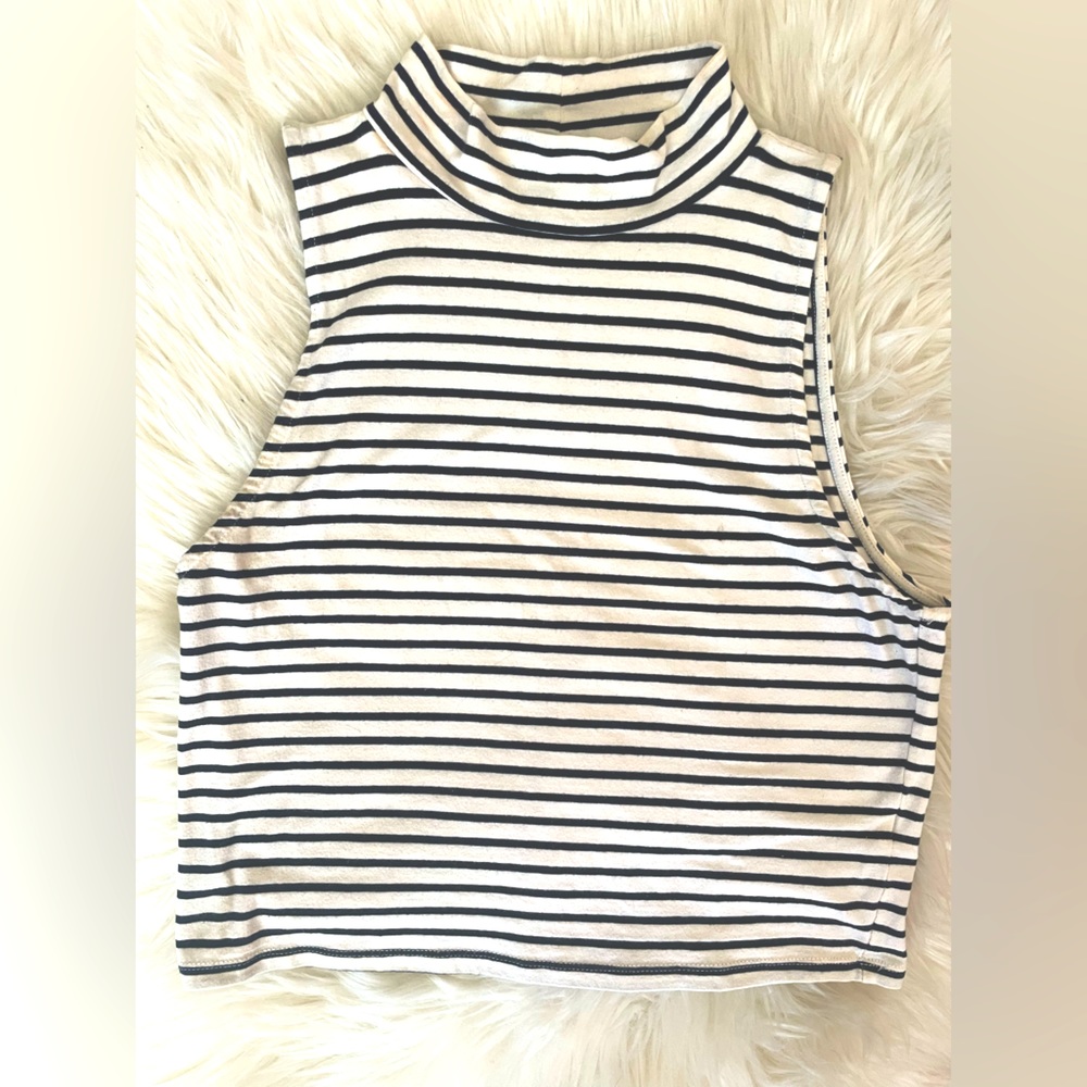 Forever 21 Halter Crop Top